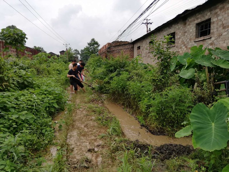 闻汛而动，与时间赛跑 ——记乐矿能源供应分公司党支部