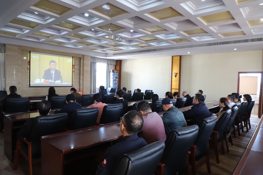 向“最可爱的人”致敬！