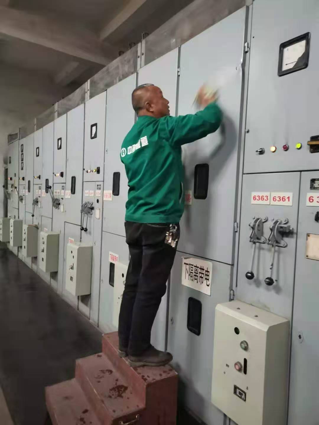 我爱我家-----   景能电力开展“抓管理、促提升”环境大整治行动