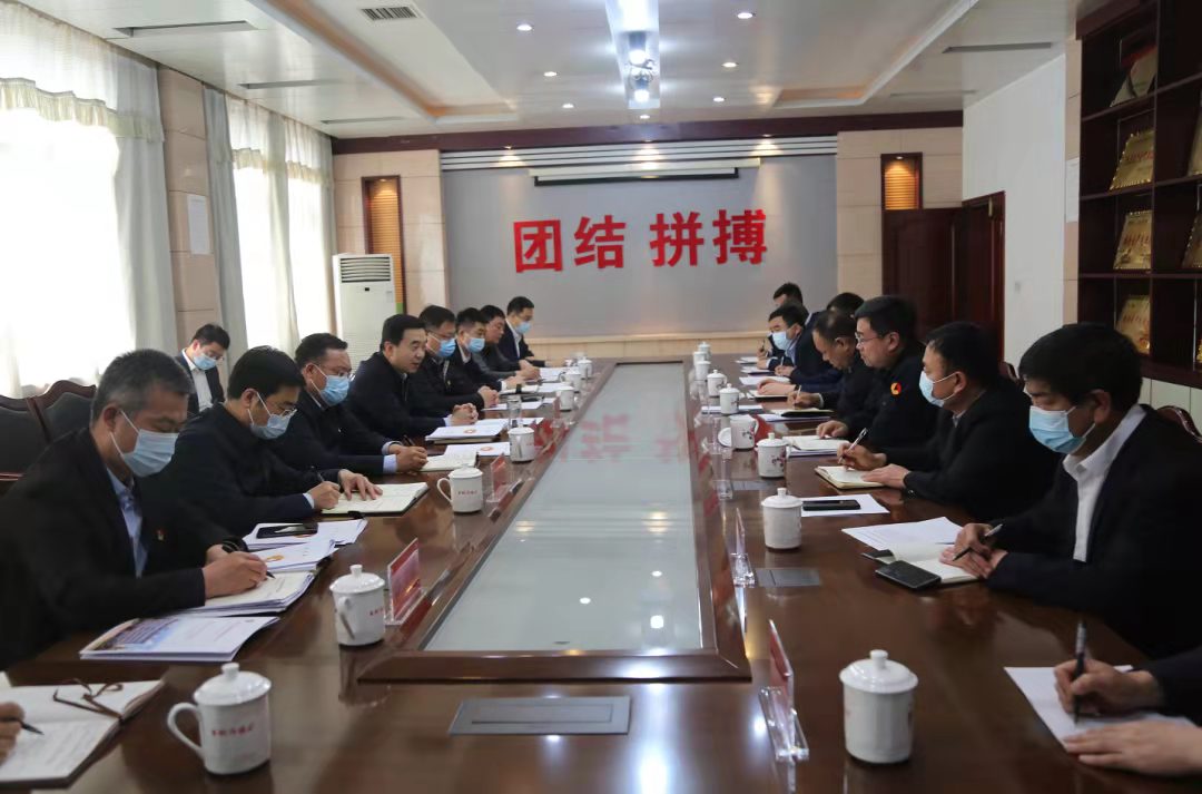 陕西省韩城市委书记亢振峰深入乐矿能源监管煤矿杏树沟煤矿检查指导工作