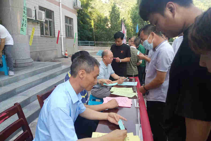 安全宣传咨询日  共筑牢安全防线