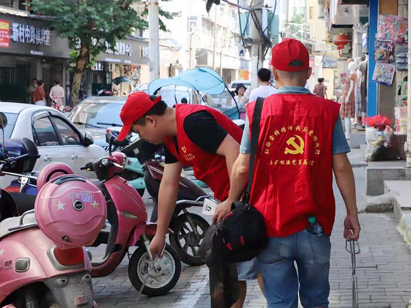 乐矿能源积极参与“路长制”，奋力促进“路长治”