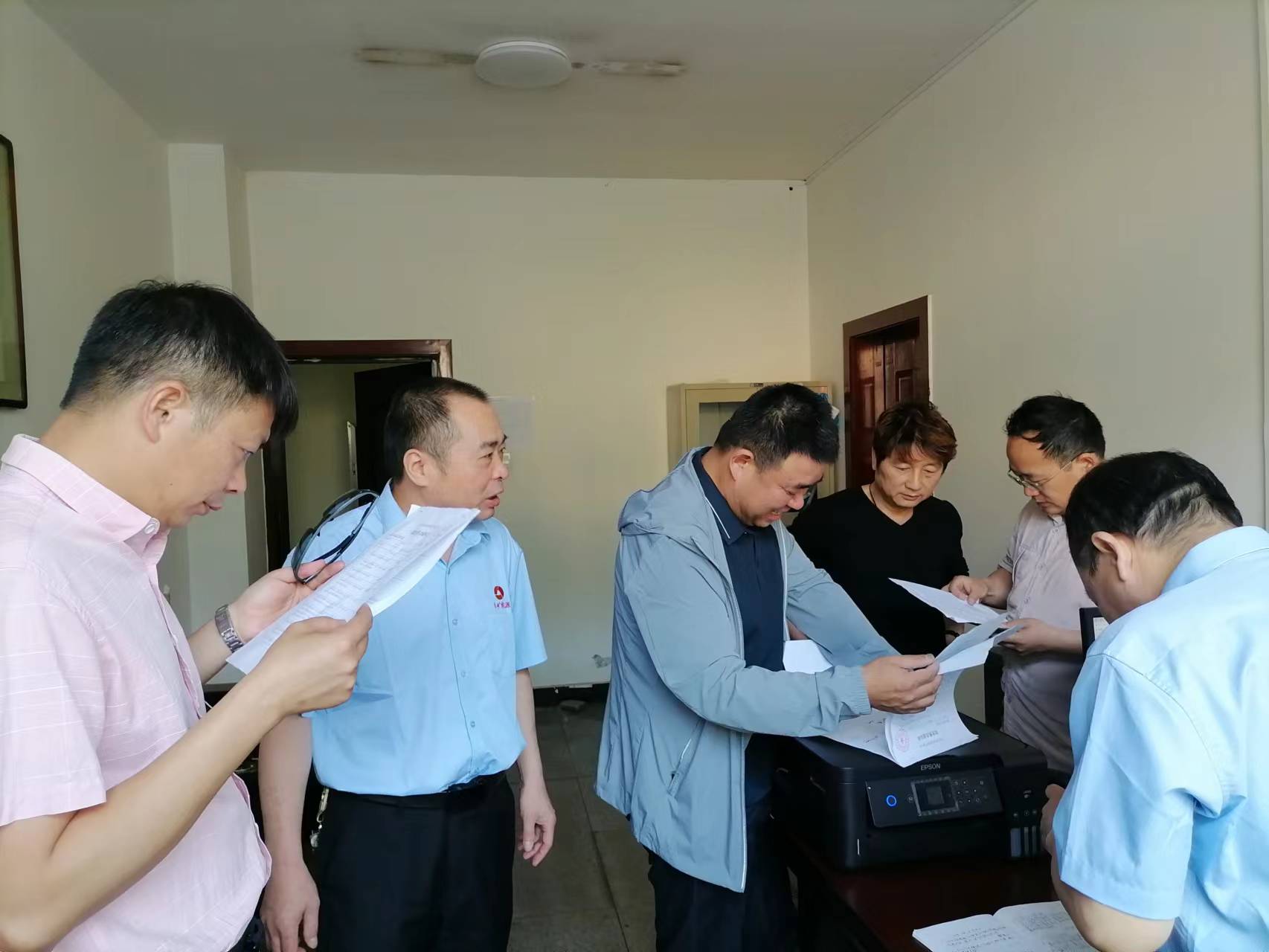 发挥“前哨”作用，筑牢第一道防线