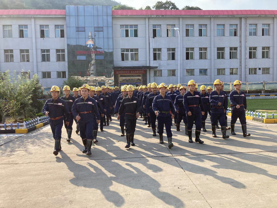 沿着长征的方向 追寻灯塔的指引——陕西黄陵分公司树形象 创品牌，打造煤矿托管示范团队