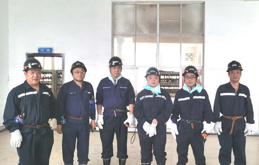 李圣德到鸣西煤矿督导“安全生产月”期间安全工作